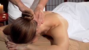 Masseur Back Relaxation